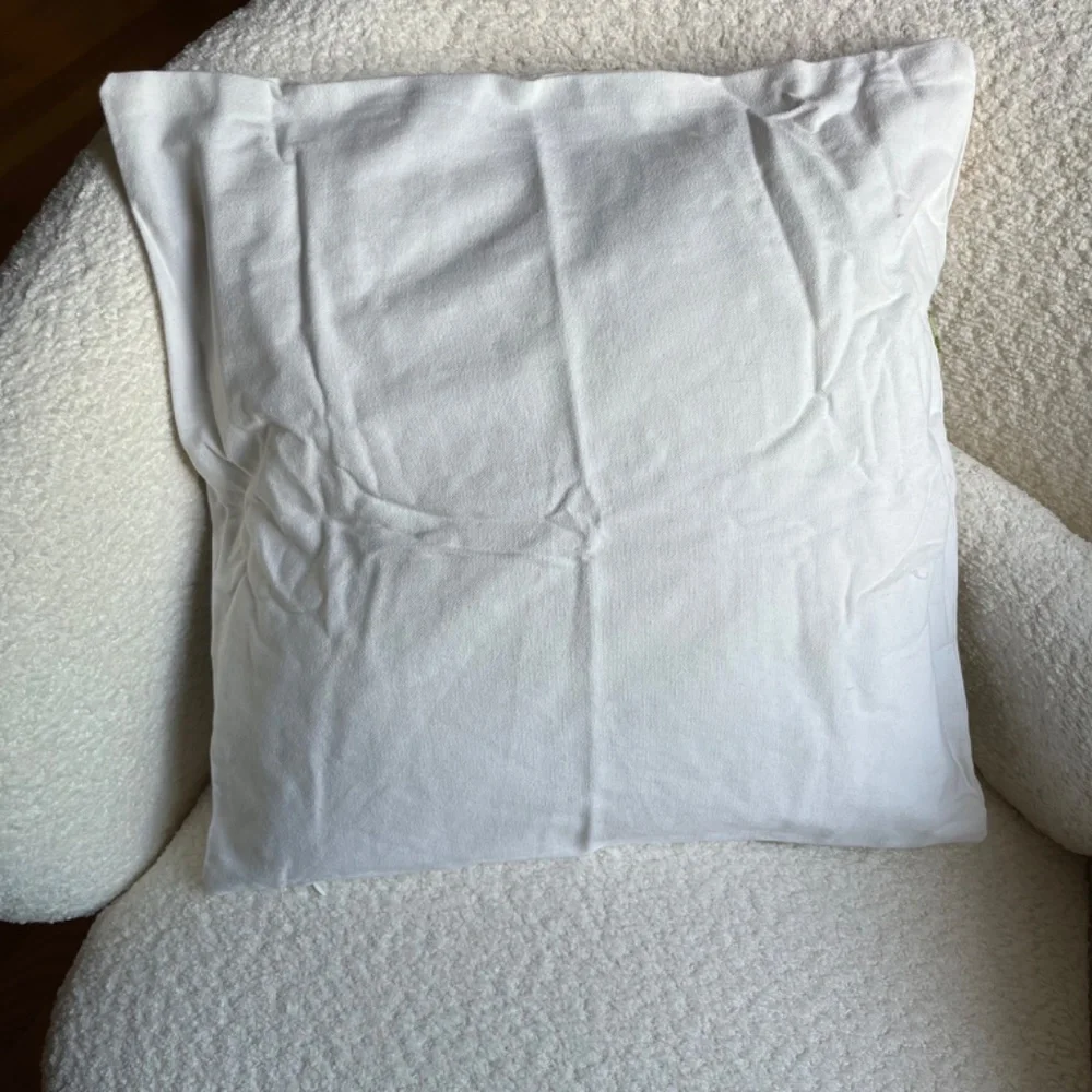 2PC Sunny Sunflower Embroidered Pillowcase